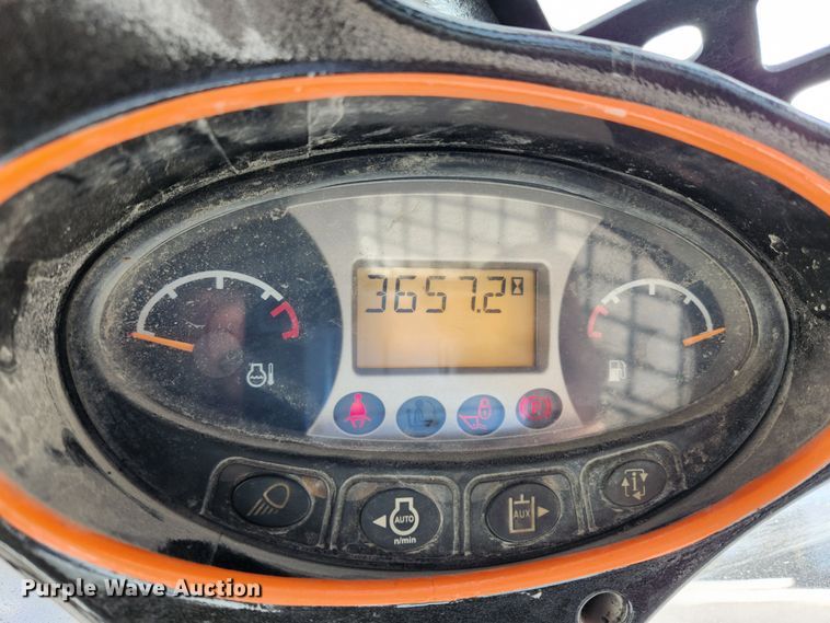 image for item KT9441 2014 Bobcat S650  skid steer loader