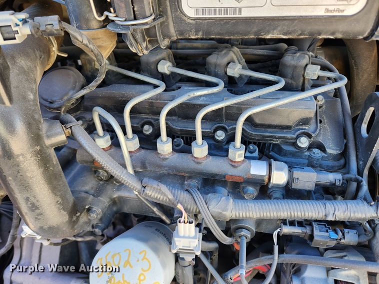 image for item KT9441 2014 Bobcat S650  skid steer loader