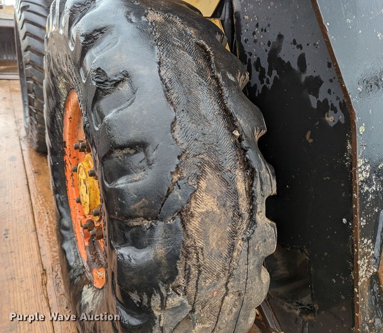 image for item LF9552 1996 New Holland LX865  skid steer loader