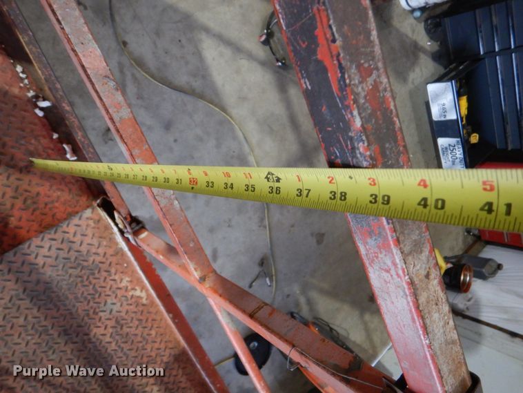 image for item LI9060 Skyjack SJIII3219  scissor lift