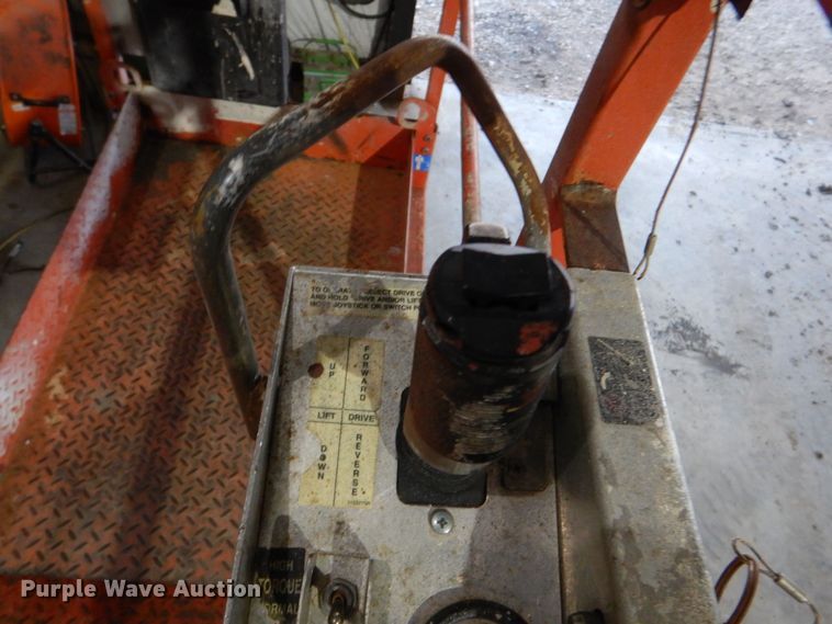 image for item LI9060 Skyjack SJIII3219  scissor lift