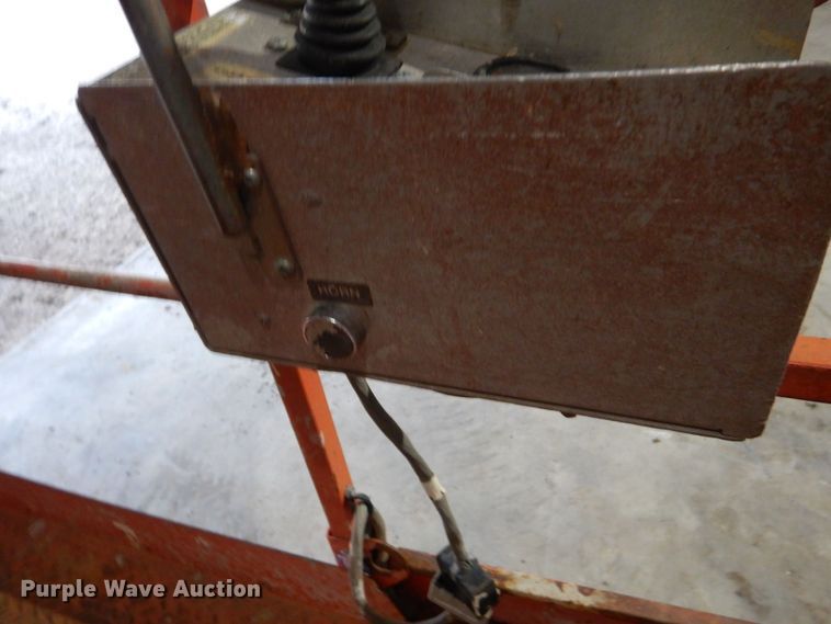 image for item LI9060 Skyjack SJIII3219  scissor lift