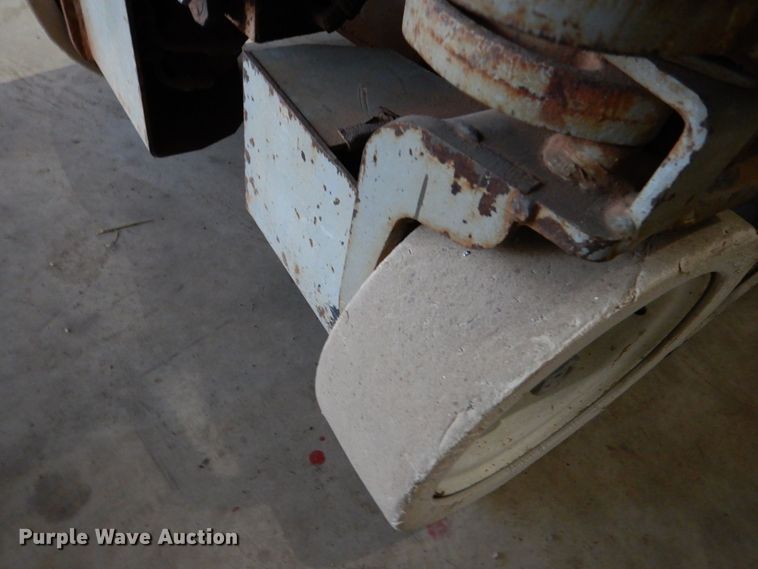 image for item LI9060 Skyjack SJIII3219  scissor lift