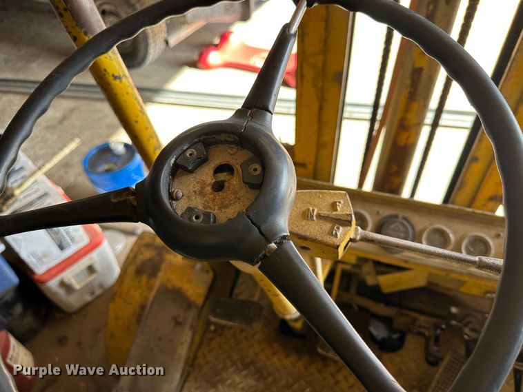 image for item LT9368 Yale G83P-050-SAS-086  forklift