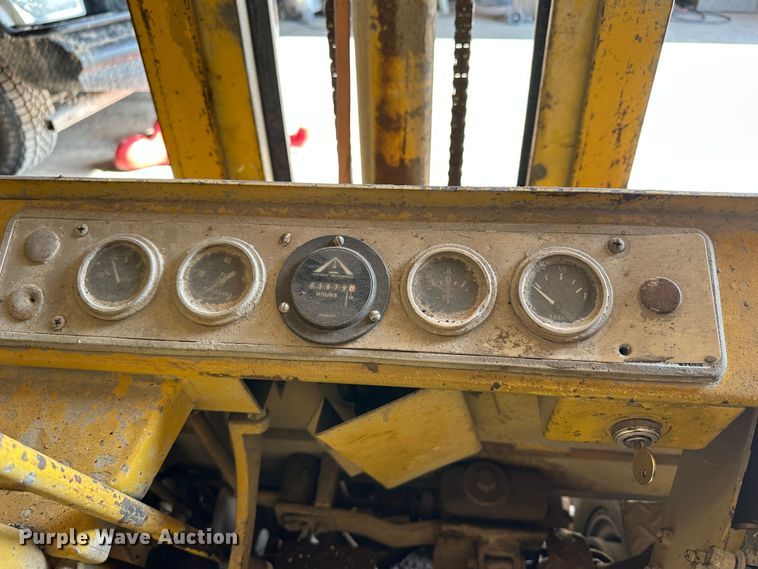 image for item LT9368 Yale G83P-050-SAS-086  forklift