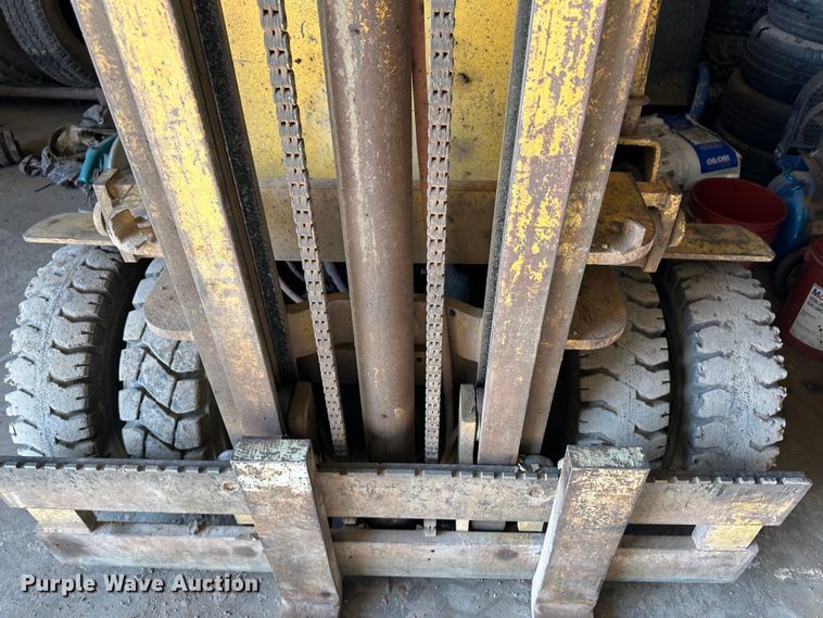 image for item LT9368 Yale G83P-050-SAS-086  forklift