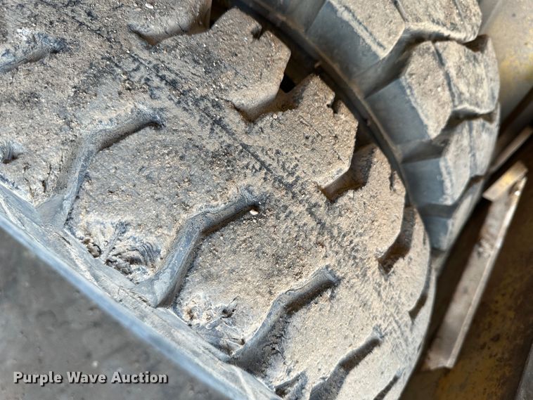 image for item LT9368 Yale G83P-050-SAS-086  forklift