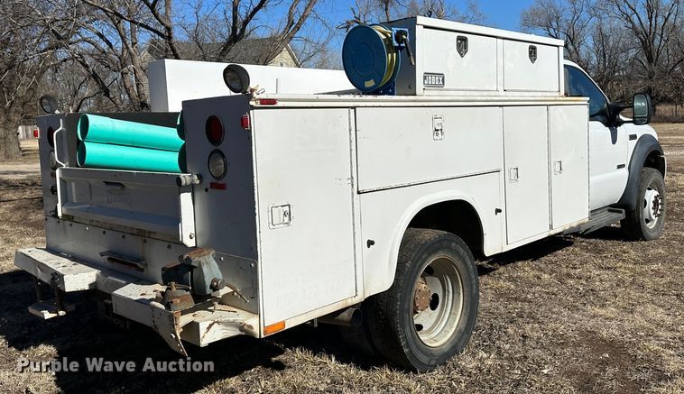 image for item LT9388 2007 Ford F550 Super Duty XL  utility / service truck