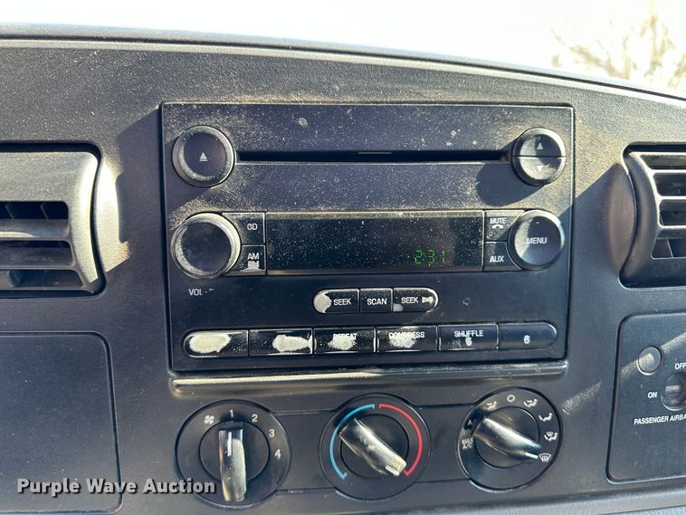 image for item LT9388 2007 Ford F550 Super Duty XL  utility / service truck