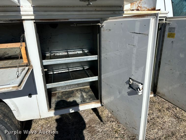 image for item LT9388 2007 Ford F550 Super Duty XL  utility / service truck