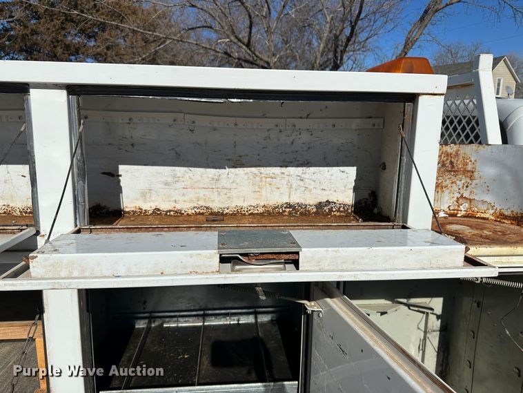 image for item LT9388 2007 Ford F550 Super Duty XL  utility / service truck