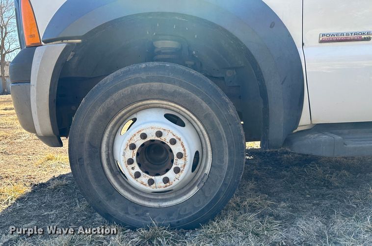 image for item LT9388 2007 Ford F550 Super Duty XL  utility / service truck