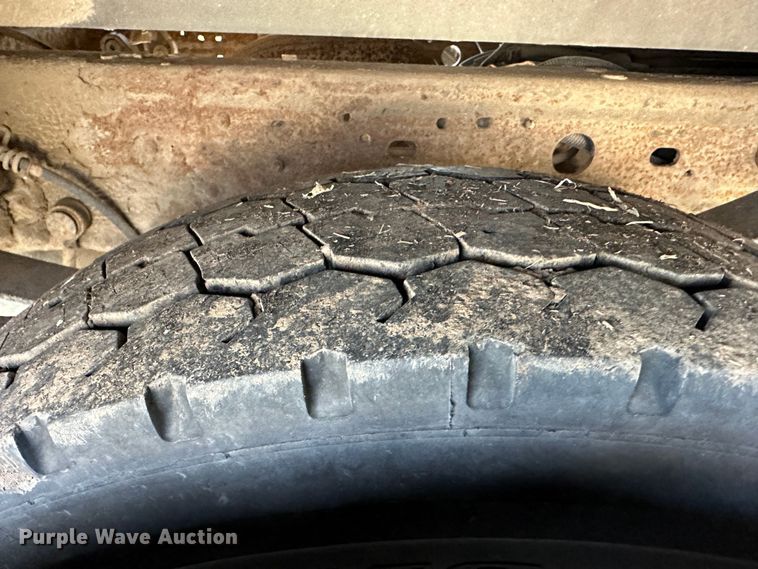 image for item LT9388 2007 Ford F550 Super Duty XL  utility / service truck