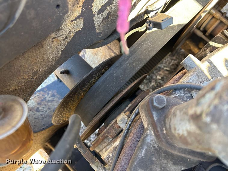 image for item LT9389 Melroe Bobcat 500  skid steer loader