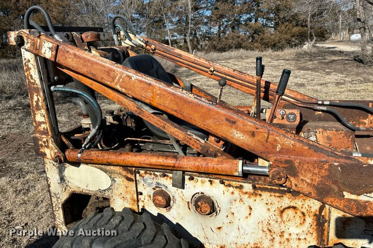image for item LT9389 Melroe Bobcat 500  skid steer loader