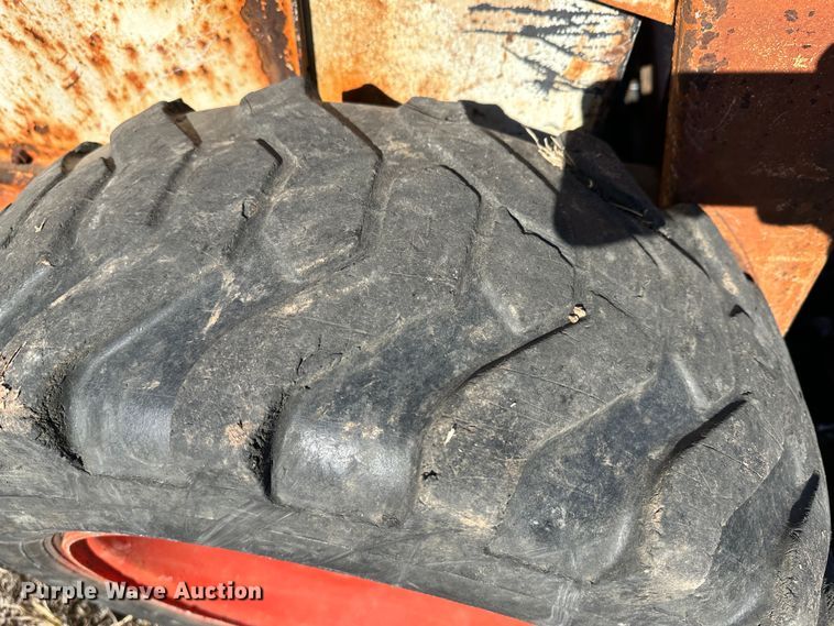 image for item LT9389 Melroe Bobcat 500  skid steer loader