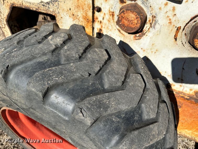 image for item LT9389 Melroe Bobcat 500  skid steer loader