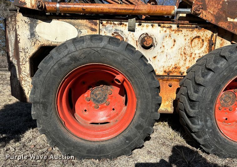 image for item LT9389 Melroe Bobcat 500  skid steer loader