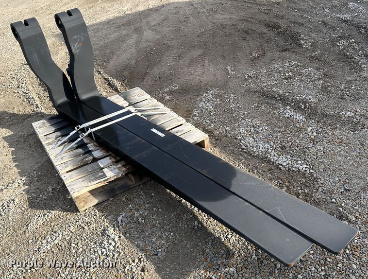 image for item LT9390 8' L forks