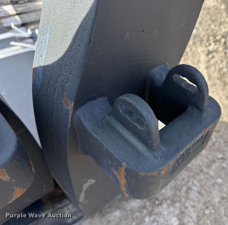 image for item LT9390 8' L forks