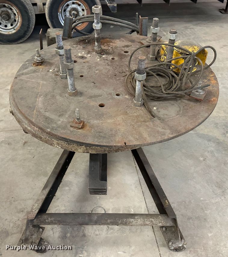 image for item LT9394 Worthington  welding positioner