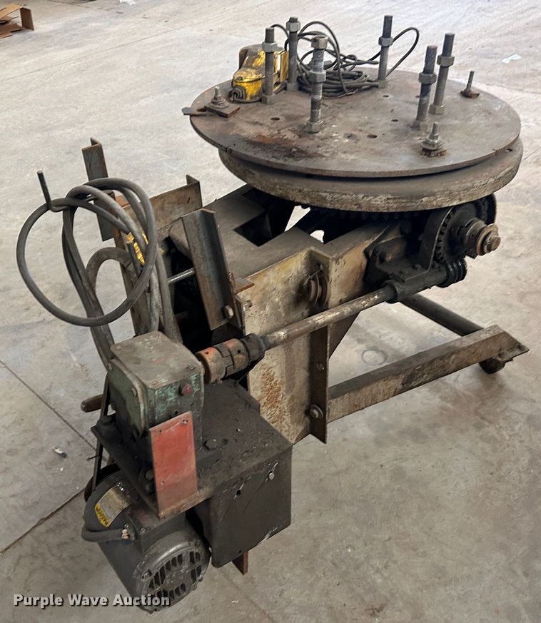 image for item LT9394 Worthington  welding positioner