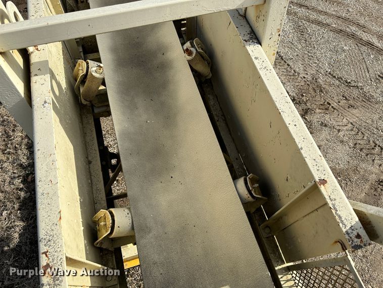 image for item LT9395 (2) conveyors