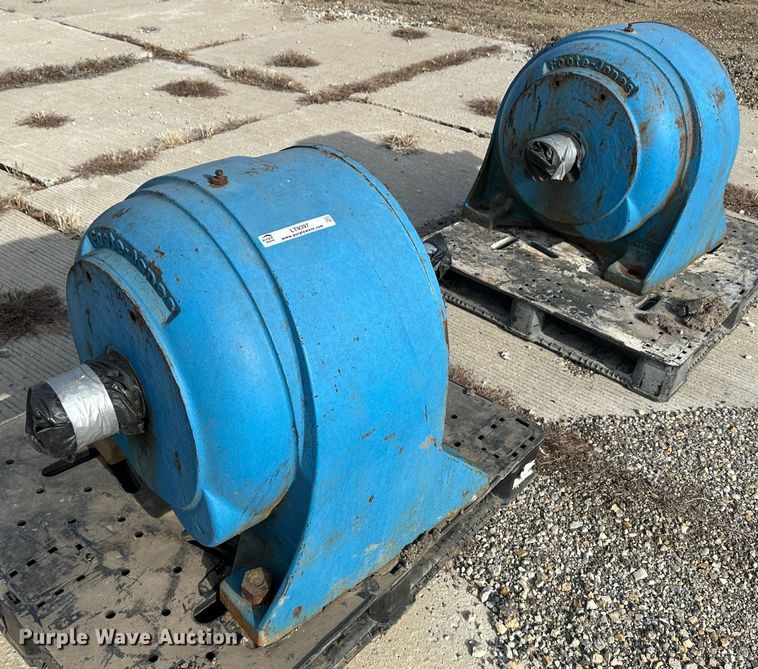 image for item LT9397 (2) Foote-Jones 826SL gearboxes