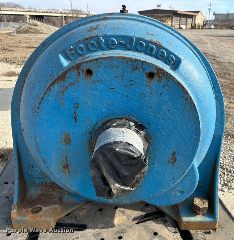 image for item LT9397 (2) Foote-Jones 826SL gearboxes