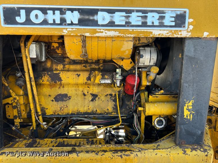 image for item LT9423 1968 John Deere 570  motor grader