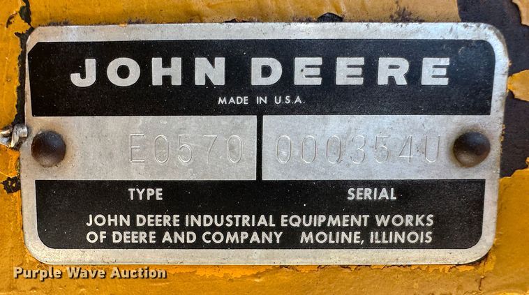image for item LT9423 1968 John Deere 570  motor grader