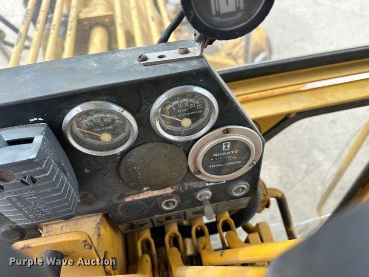 image for item LT9424 1977 Champion  motor grader