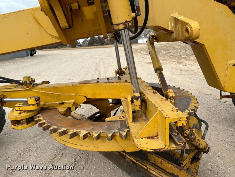 image for item LT9424 1977 Champion  motor grader