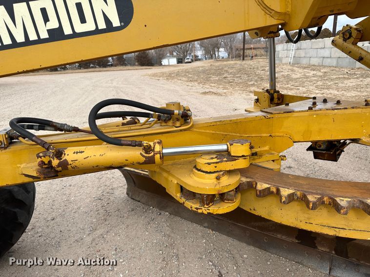 image for item LT9424 1977 Champion  motor grader