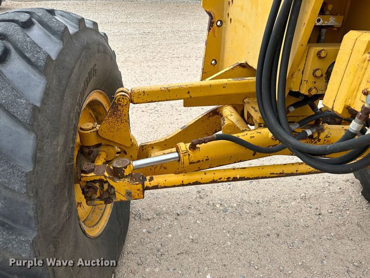 image for item LT9424 1977 Champion  motor grader