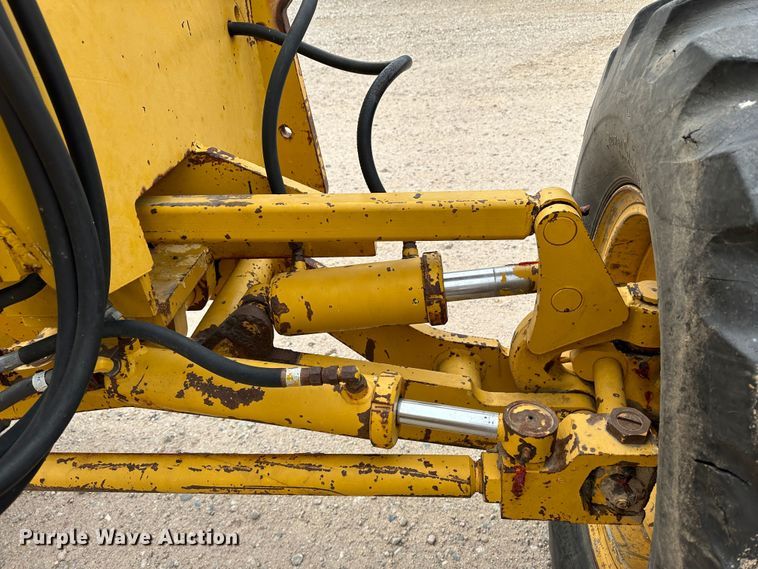 image for item LT9424 1977 Champion  motor grader