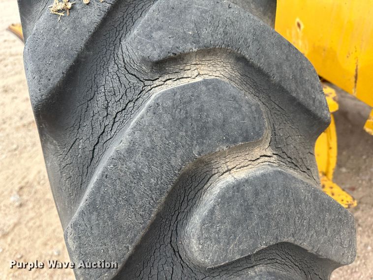 image for item LT9424 1977 Champion  motor grader