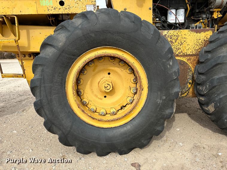 image for item LT9424 1977 Champion  motor grader