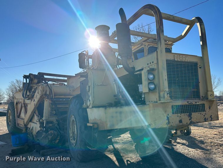 image for item LT9430 Clark 210-HB  elevating scraper