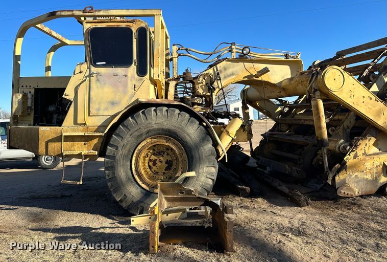 image for item LT9430 Clark 210-HB  elevating scraper