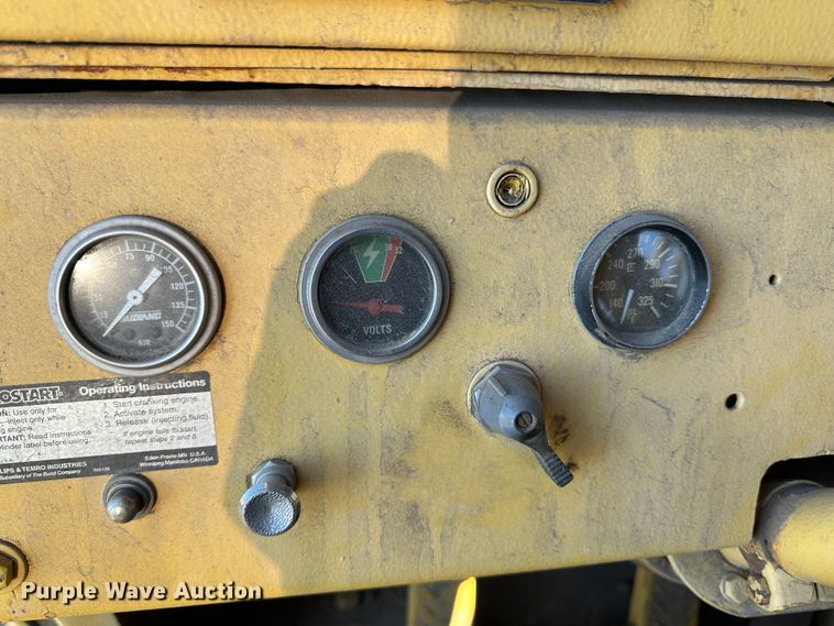 image for item LT9430 Clark 210-HB  elevating scraper