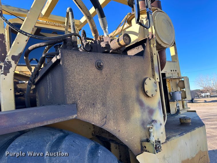 image for item LT9430 Clark 210-HB  elevating scraper