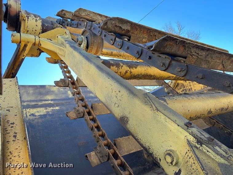 image for item LT9430 Clark 210-HB  elevating scraper