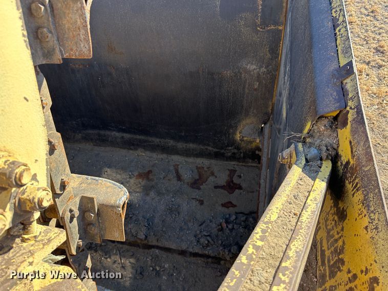 image for item LT9430 Clark 210-HB  elevating scraper