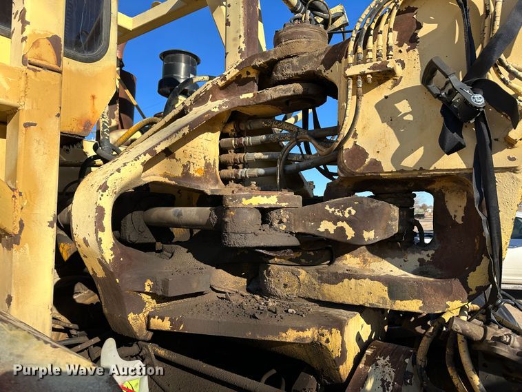 image for item LT9430 Clark 210-HB  elevating scraper