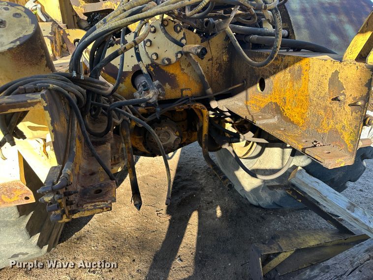 image for item LT9430 Clark 210-HB  elevating scraper