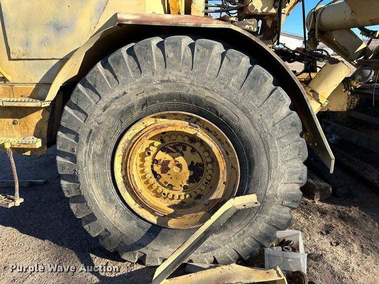 image for item LT9430 Clark 210-HB  elevating scraper