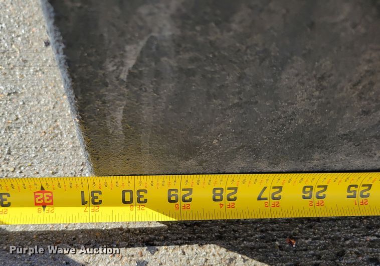 image for item LX9308 Automotive accessories