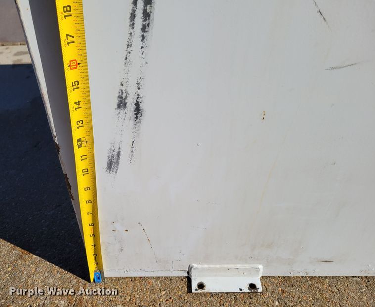 image for item LX9308 Automotive accessories