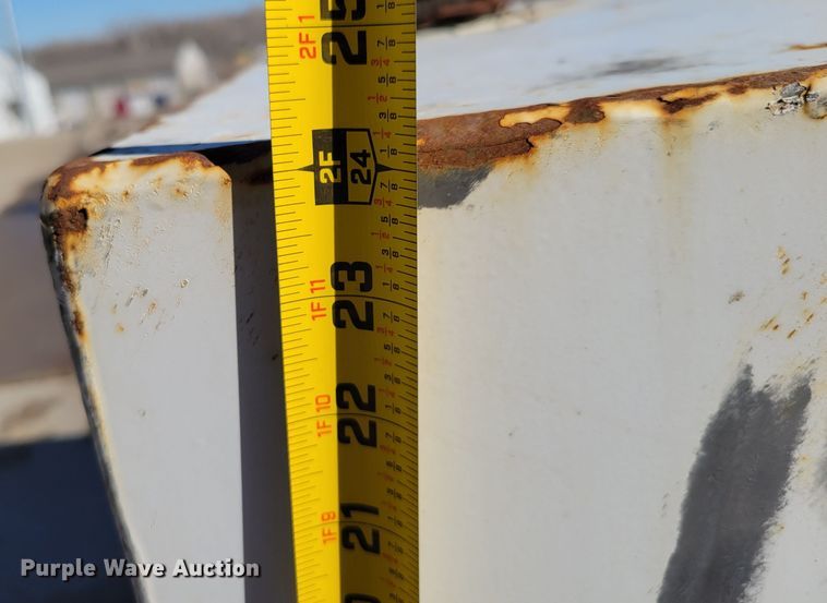 image for item LX9308 Automotive accessories